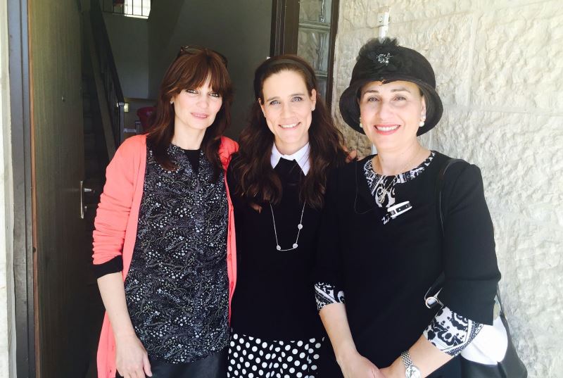 מימין לשמאל: הרבנית יפה דרעי, יו"ר עמותת "בת-מלך" עו"ד צילית יעקובסון והרבנית ציפי לאו|צילום: יח"צ